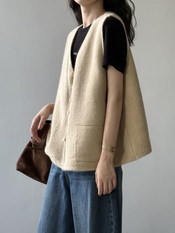 【設計師款】晨夕晼晼V領傘擺針織背心-P117