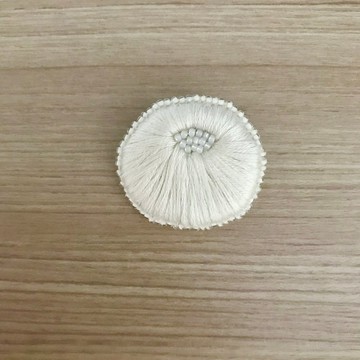花朵胸針