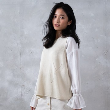 O-LIWAY 台灣製MIT毛海圓領後開岔針織背心 oliway