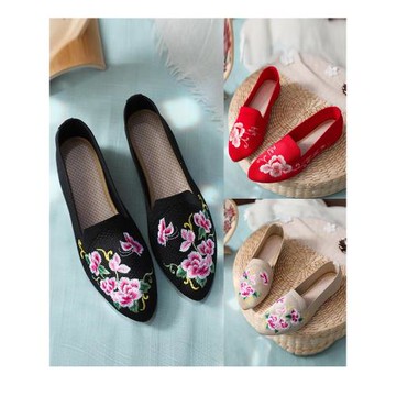 中國古風鞋子女低跟淡雅繡花漢服鞋百搭尖頭單鞋女老北京布鞋仙女