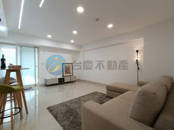 文化中心光華商圈★漂亮大三房+車位			 			｜高雄市前鎮區和平二路