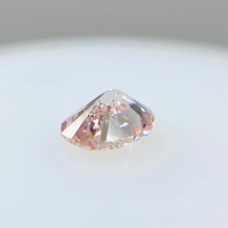 FANCY PINK 0.56ct OV/RT1198/GIA | LINEブランドカタログ