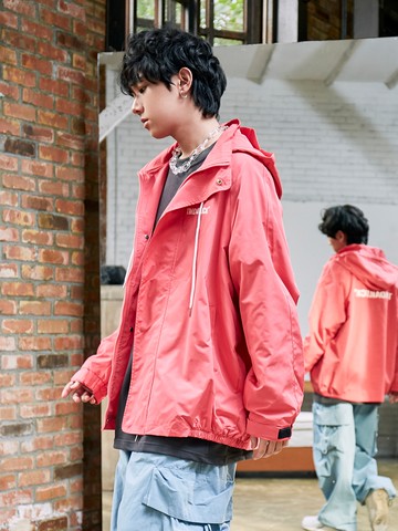 簡約英文風衣薄外套