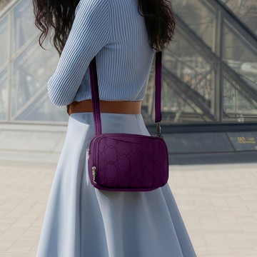 《TRAVELON》Runways 3層防盜斜背包(黑莓紫)