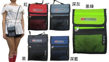 ~雪黛屋~EYE 護照夾二折魔沾釦蓋式主袋運動防水尼龍布可肩背斜側背加強防汗透氣背墊大容量HEYE309