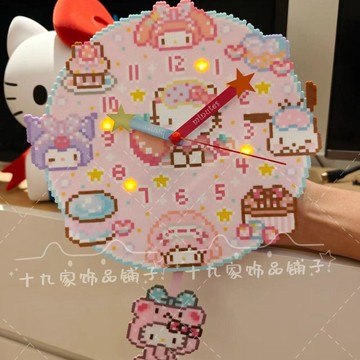 ⚡臺灣出貨⚡卡通拼豆diy時鐘可愛靜音掃描客廳時鐘家用創意鐘錶掛鐘搖擺掛鐘