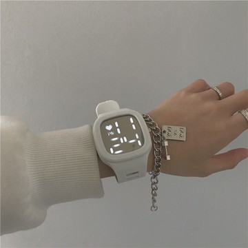 熱門 女生手錶 質量款 手表 男女新款 ins 小眾不撞款 冷門 方形 簡約 時尚 國潮 電子表 手錶 🔥防水手錶 錶