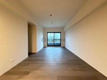 佳群成真，露台大戶，三房，獨立大平車｜新竹縣湖口鄉八德路二段