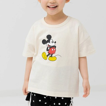 日本 Chil2 - 聯名款  卡通人物米奇純棉短袖上衣-雙手叉腰-奶油杏