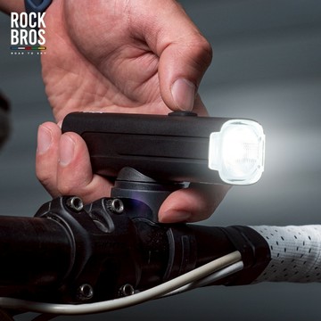 ROCKBROS 天空之路頭燈 600-1500 LM 自行車燈 6 種模式 4900mAh IPX6 防水可拆卸鏡頭自