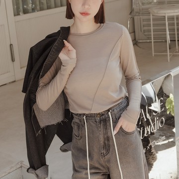 坑條剪接合身圓領上衣 三色售