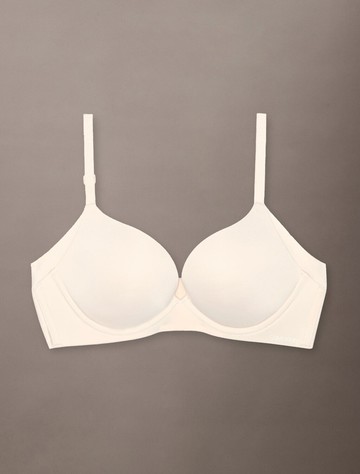 Calvin Klein Invisibles Line Extension 塑形低 V 胸罩