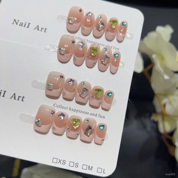 ➕最新設計款穿戴甲💅【甜心夢蝶】溫柔係閃鑽混搭元氣甜妹專屬精緻裸粉法式手工穿戴甲短方穿戴甲 0OHC