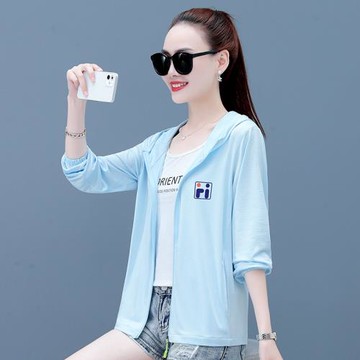 2025夏季新款防曬衣女款中年透氣防紫外線防曬服冰絲印花短款外套