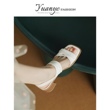 原野露趾粗跟淑女溫柔氣質配裙子的一字帶涼鞋子2025今年夏季新款