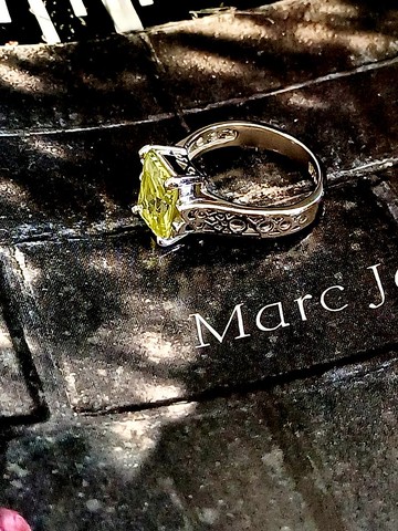 vintage jewelry 檸檬黃方形萊茵鑽戒指