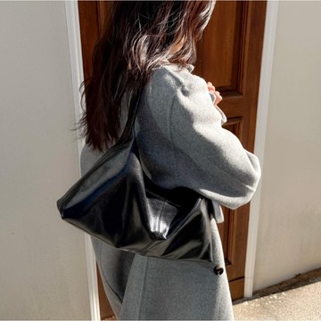SUL 韓國代購🇰🇷現貨/預購 BUCKS LEATHER 肩背包 莫奈包 包包 肩背包