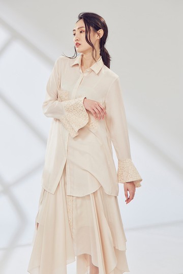 Off-season sale 粉色蕾絲長版上衣