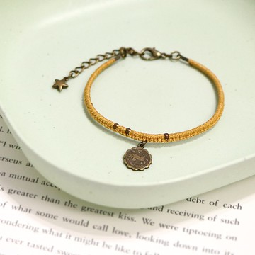 【限量】土象‧金牛座丨客製化禮物 蠟線編織 幸運色 手環-深黃色