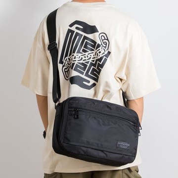 潮流工裝風休閑男士單肩包大容量實用多隔層斜挎包時尚郵差包學生