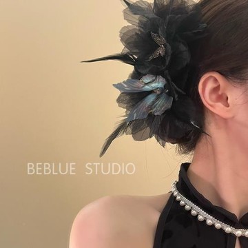 苔絲織夢~秋冬超仙羽毛蝴蝶大號抓夾女后腦勺盤發夾子高級感發飾