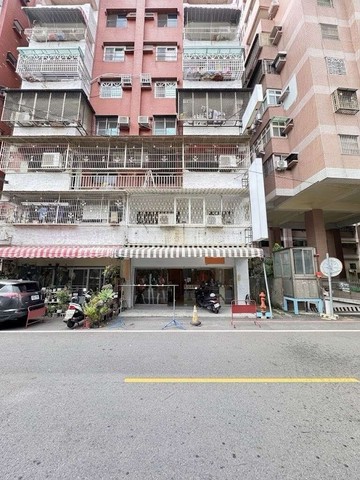 東區麥當勞旁10米路邊間大面寬店住｜嘉義市東區興村街