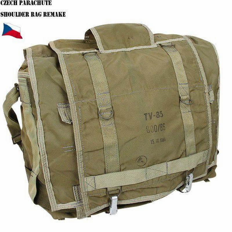 ミリタリーバッグ 実物 USED チェコ軍パラシュートショルダー ミリタリーバッグ 実物 USED チェコ軍パラシュートショルダー