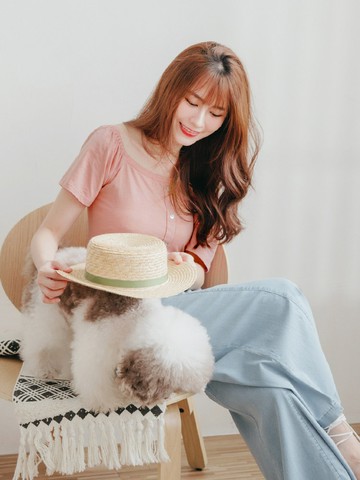 平口圓領棉質貝殼釦造型合身上衣