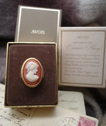 古董金色cameo仕女香膏戒指 1970年 原裝盒 Rin188