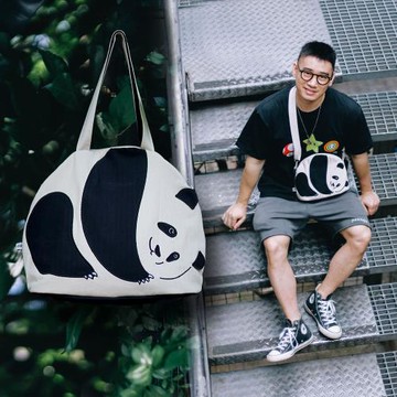 語罐頭原創成都熊貓基地香香花花福寶動物園大容量手拎斜挎包禮物