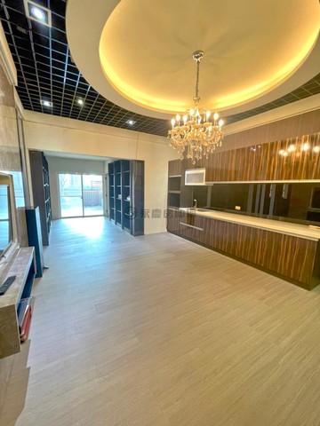 明誠一路滯洪池公園旁｜五樓電梯透天金店面｜高雄市三民區明誠一路