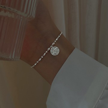 925純銀米粒手鏈女ins小眾設計2021新款潮冷淡風手飾圓牌吊墜飾品
