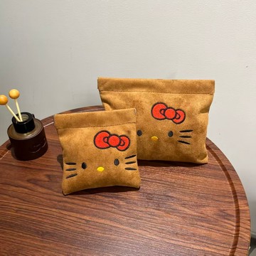 kitty化妝包🎀 秋冬新款麂皮絨刺繡kitty化妝包少女心洗漱包大容量便捷收納