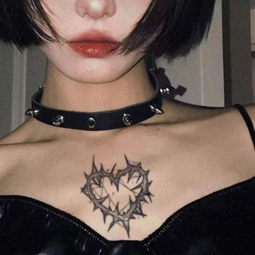 發2張【荊棘愛心】真實感半永久刺青圖案草本紋身貼仿真持久男女