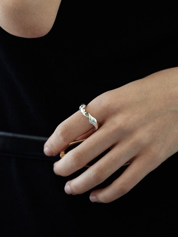 Drape Ring