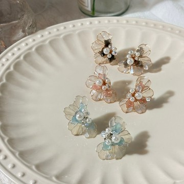 天鵝湖-耳環 / 水晶花飾品 / 手作飾品 |【送禮-禮盒】