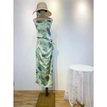 水墨渲染效果吊帶后背性感綁結開叉半身長裙海邊沙灘度假女神套裝