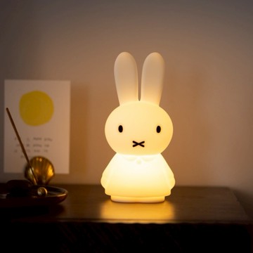 夜夜為你守候【MR. MARIA】Miffy Shines 米菲小夜燈 70 週年紀念版 居家燈飾 夜燈 燈具 閱讀燈 溫暖療癒 可愛 無線 可調光 溫馨貼心禮 送禮推薦