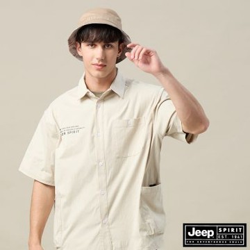 JEEP 男裝 竹節紋彈性棉布寬版口袋襯衫-卡其色