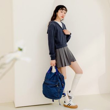 OB嚴選中大尺碼-假兩件磨毛海軍領寬鬆短版上衣《AB17945》