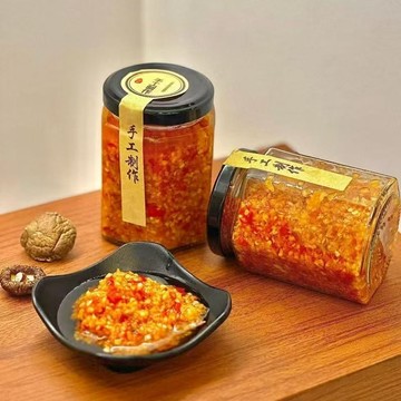【限時特賣】蒜蓉醬 辣椒醬 蒜蓉辣椒醬 手工製作蒜蓉辣醬 下飯醬 拌麵醬 腸粉湯粉拌醬 沾拌醬 廚房烹飪醬料180g/瓶
