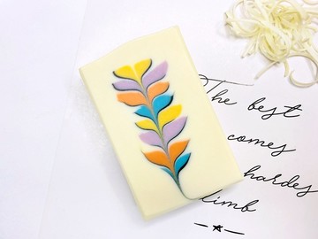 【24h出貨】彩羽∣山茶花乳木蜂蜜煥顏皂  創意冷製皂 禮物 禮盒