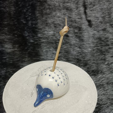 白瓷擴香瓶 - 刺蝟