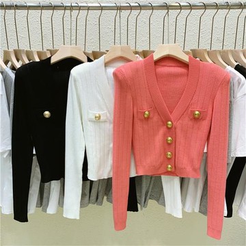 清倉特價 25春秋女裝 同款金色紐扣短款V領墊肩針織開衫上衣毛衣