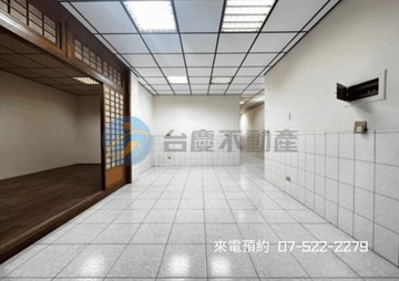 【獨家】小港漢民商圈公寓1樓面寬8米超大地坪￥｜高雄市小港區民義街
