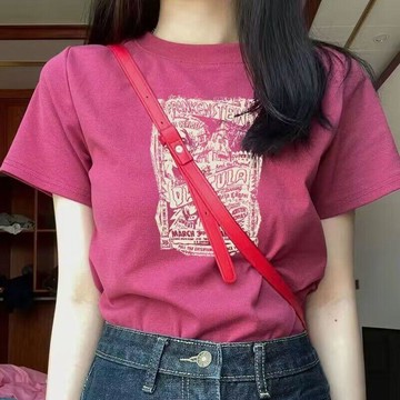 商城熱賣⭐正肩紅色顯瘦t恤 美式復古純棉上衣  夏季修身不靈不靈的純棉上衣女