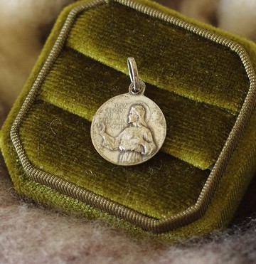 古董Vintage法國信仰銀色聖母耶穌教堂十字架墜子CH245