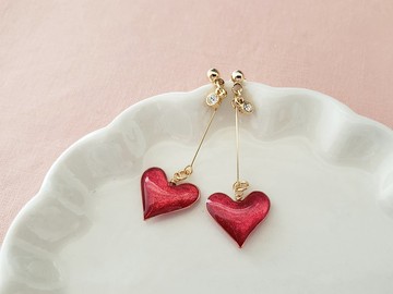 閃光心形耳针或耳夾