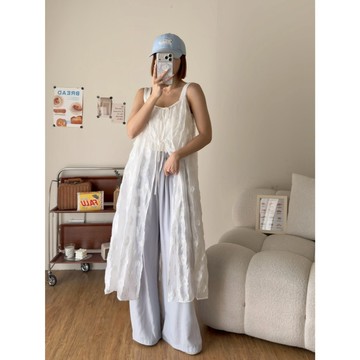 ʜᴀɴɪ ᴍᴏᴏɴ｜人氣🌼日系花花疊搭背心洋裝｜透膚花花疊搭洋裝 日系花花疊搭長洋裝 日系洋裝 春夏洋裝 小花洋裝