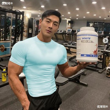 夏季美式運動短袖 絲質訓練服跑步籃球修身圓領上衣 肌肉健身T恤健身短袖男健身衣男大尺碼訓練服運動短袖男短袖上衣男